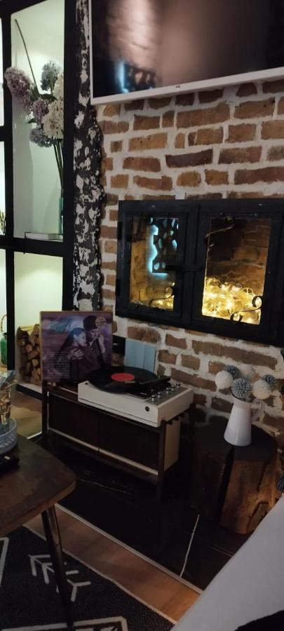 Studio Apartman Black & White Centar Sarajevo Free Parking Экстерьер фото